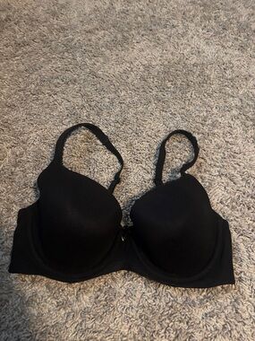 Victoria's Secret Black Molded Underwire Bra